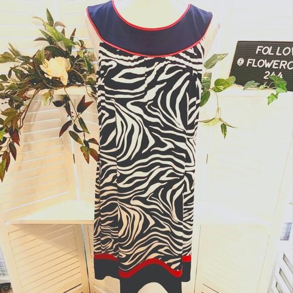 Dresses & Skirts - INTERMISSION DRESS SIZE 12